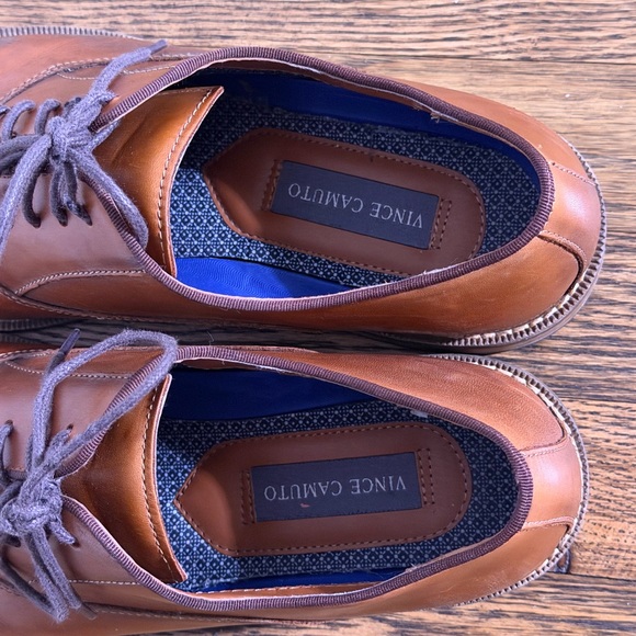 Vince Camuto Men's Tan Leather Oxfords - Picture 3 of 7